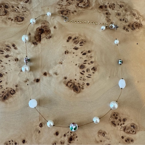 Jewelry - Gold Necklace with Pearl Accents